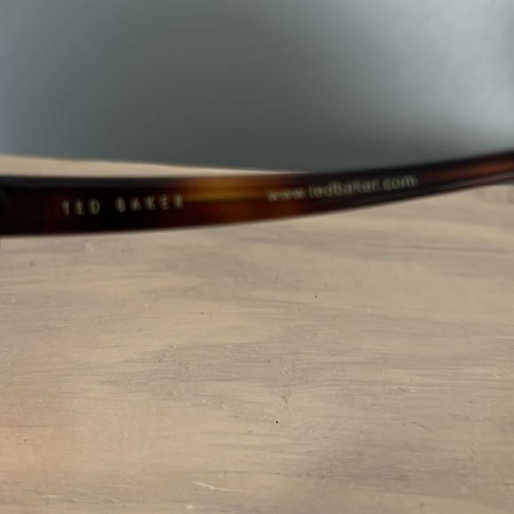 Ted Baker cat-Eye sunglasses TB107 - Picture 6 of 9